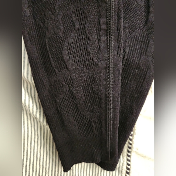 Nwt Fabletics High-Waisted Sculptknit Statement Legging - Picture 7 of 12